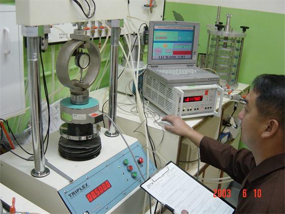 calibration of load ring.JPG