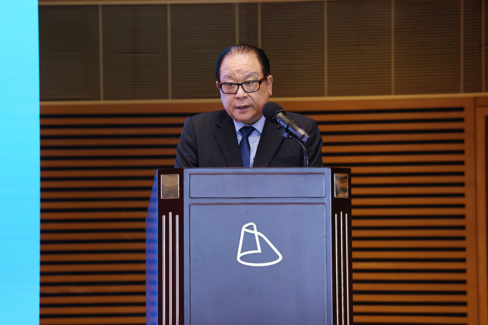 1753153765509689.jpg 2025-0218.JPG